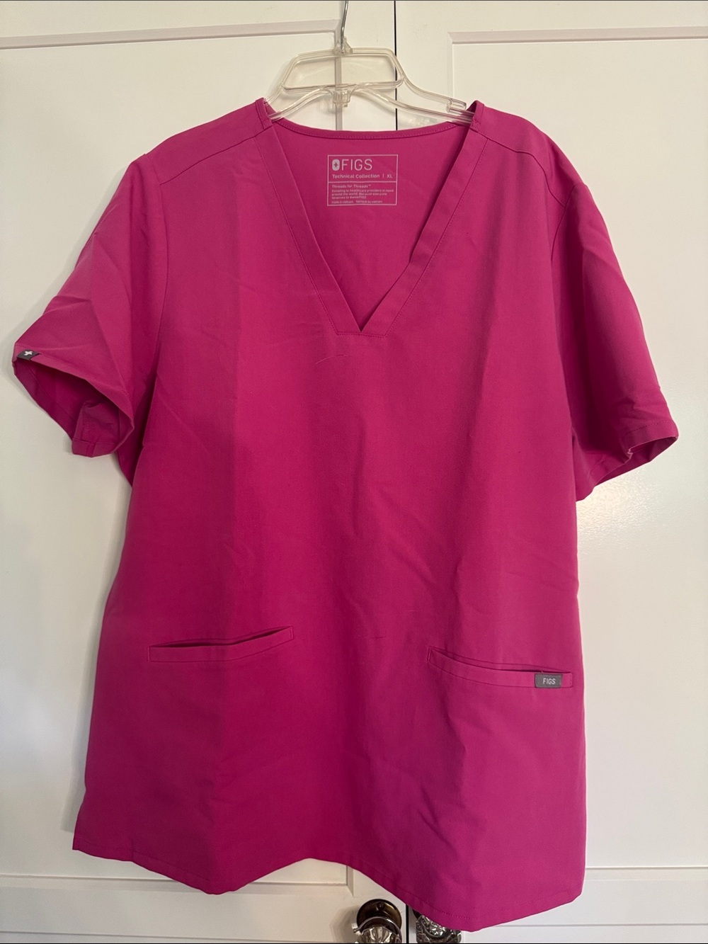 Figs technical collection Women's V-Neck Scrub Top in Fuchsia Pink